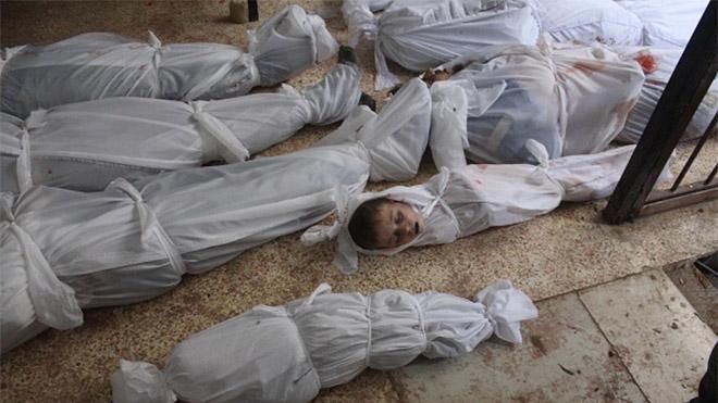 В Сирии в следствии авиаударов погибли более 70 человек: страшные фото массового убийства (18+)