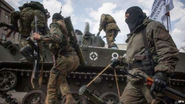 Террористы из Донбасса поехали в Россию за техникой, – Минобороны