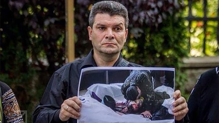 Отец погибшего Голоднюка рассказал, о чем говорил с Луценко Отец погибшего Голоднюка рассказал, о чем говорил с Луценко