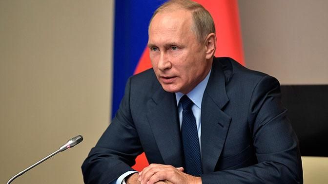 Путин обсудил ситуацию в Украине с членами Совета безопасности