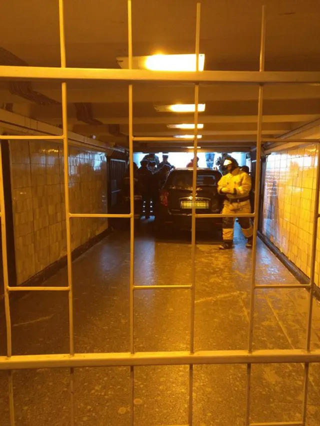 Метро, підземний перехід, Санкт-Петербург, Росія Метро, підземний перехід, Санкт-Петербург, Росія