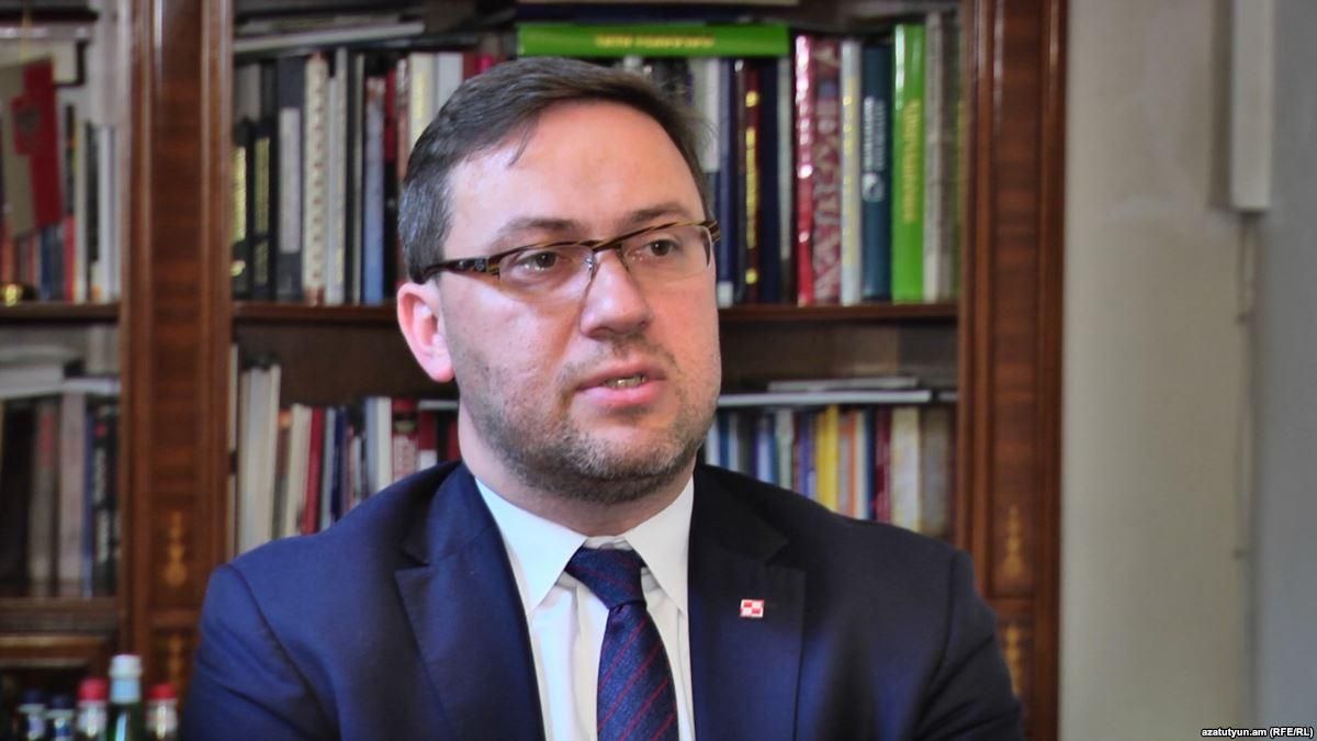 У Польщі відзначилися заявою щодо заборони Києва на ексгумацію похованих в Україні поляків У Польщі відзначилися заявою щодо заборони Києва на ексгумацію похованих в Україні поляків