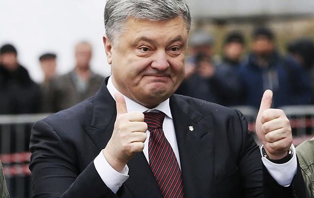 Суд відмовив адвокатам Януковича у повторному допиті Порошенка