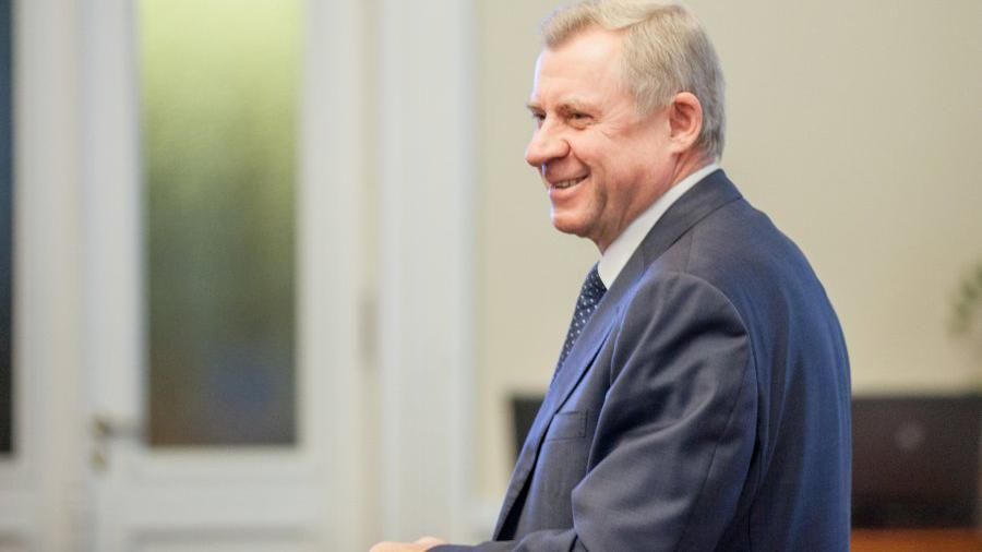 Парубий рассказал, когда парламент выберет нового главу НБУ Парубий рассказал, когда парламент выберет нового главу НБУ