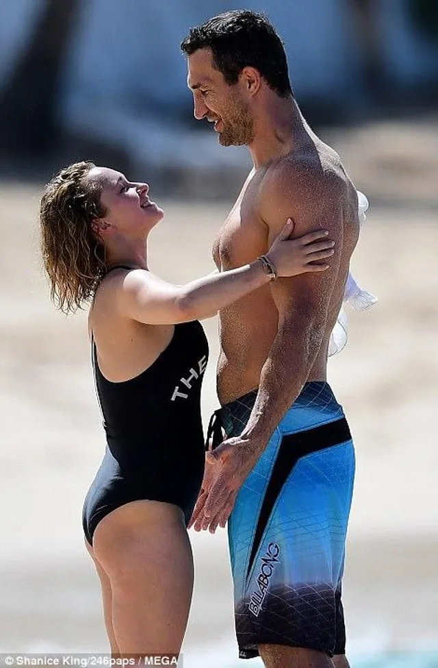 Романтичні Кличко і Панеттьєрі на острові Барбадос Романтичні Кличко і Панеттьєрі на острові Барбадос