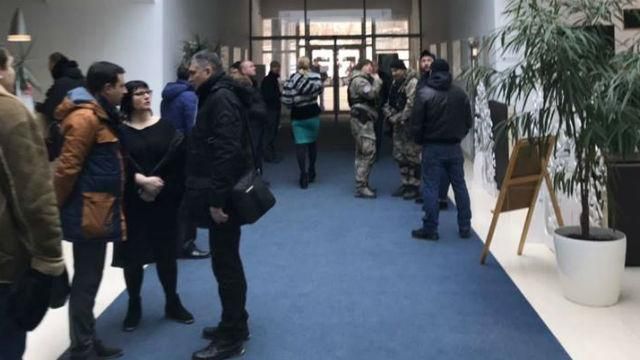 Обыски СБУ: спецслужбы парализовали работу в 10 ИТ-компаниях Обыски СБУ: спецслужбы парализовали работу в 10 ИТ-компаниях