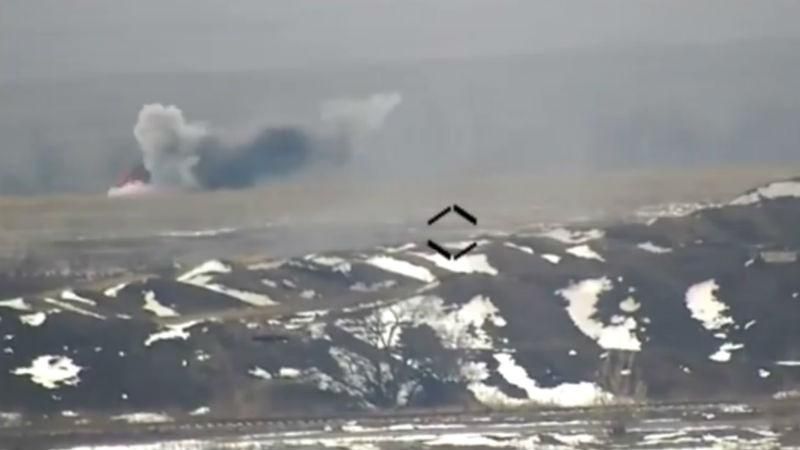 Украинские бойцы уничтожили вражескую БМП: яркое видео Украинские бойцы уничтожили вражескую БМП: яркое видео