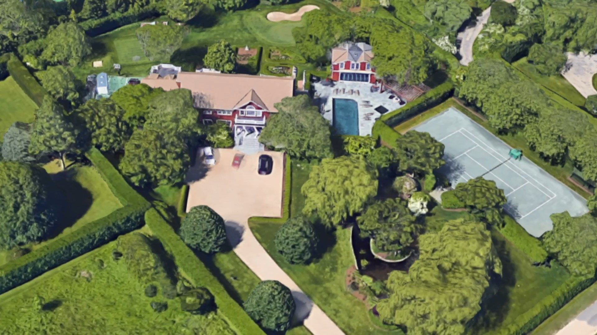 Какую жизнь устроил себе Манафорт за деньги Януковича Какую жизнь устроил себе Манафорт за деньги Януковича