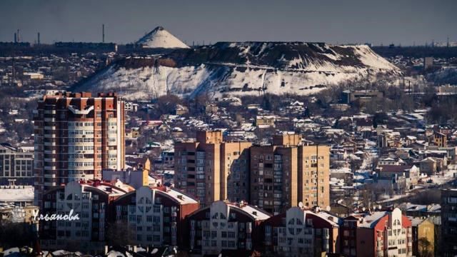 У мережі показали свіжі фото з окупованого бойовиками Донецька