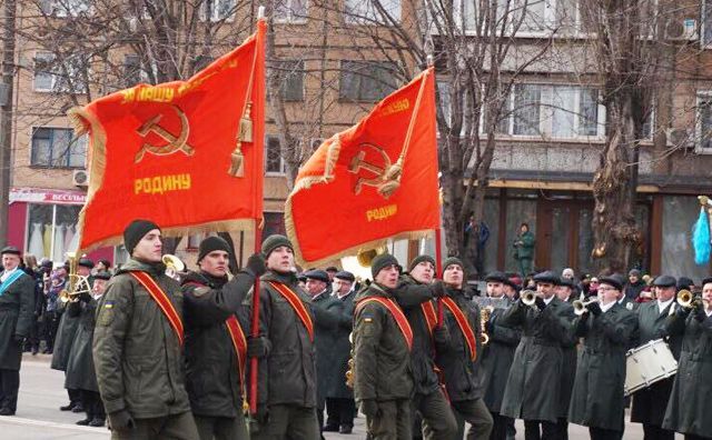 Парад Нацгвардии с флагами СССР: полиция открыла дело