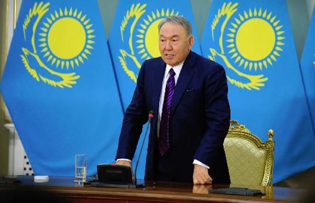 Казахстан відмовляється від російської мови на користь державної