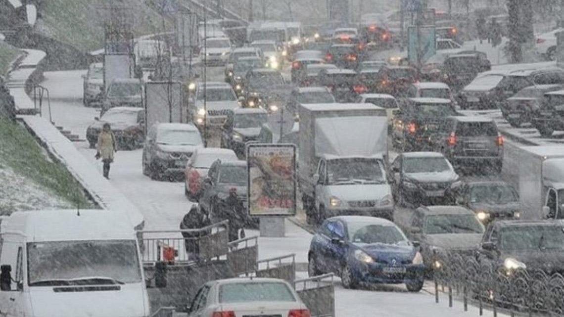 В Одессе мощный снегопад - новости погоды и фото