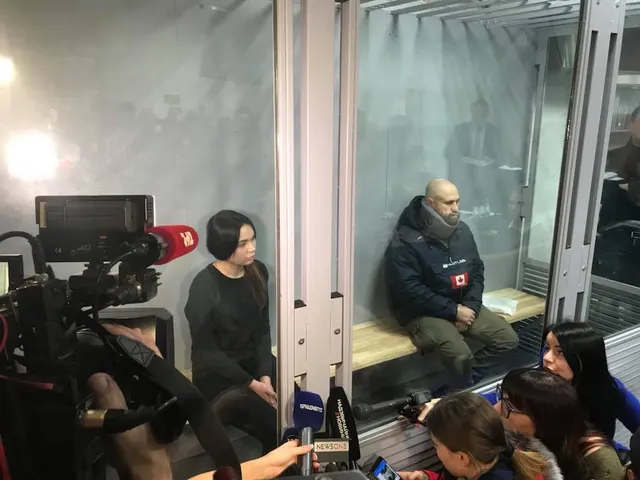 Олені Зайцевій та Геннадію Дронову зачитали обвинувальний акт Олені Зайцевій та Геннадію Дронову зачитали обвинувальний акт