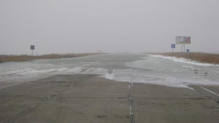 Сполучення з селищем Стрілкове, яке межує з Кримом, відновили Сполучення з селищем Стрілкове, яке межує з Кримом, відновили