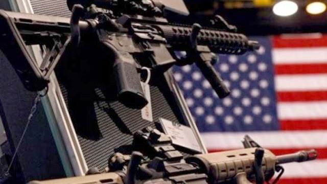 Порошенко назвав терміни поставок зброї зі США Порошенко назвав терміни поставок зброї зі США