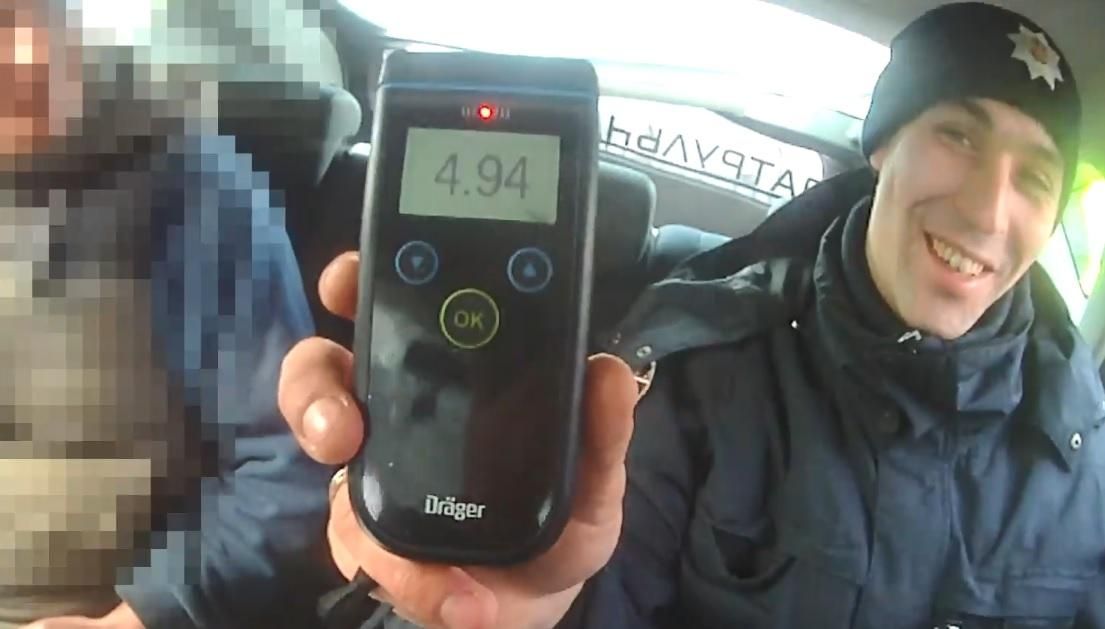 Во Львове задержали водителя с рекордной дозой алкоголя в крови: видео