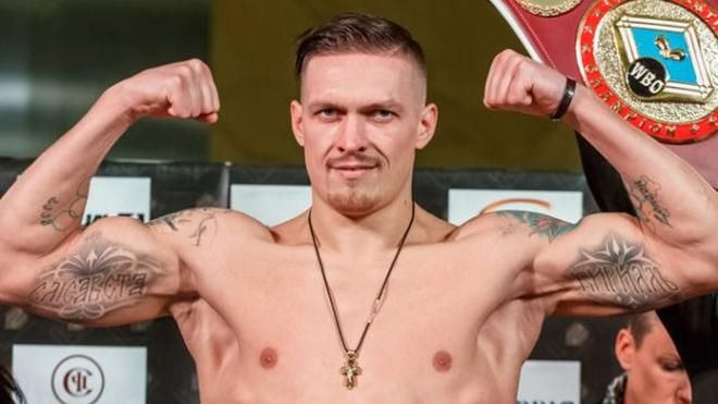 Олександр Усик прибув на тренувальний збір в Іспанію: фото