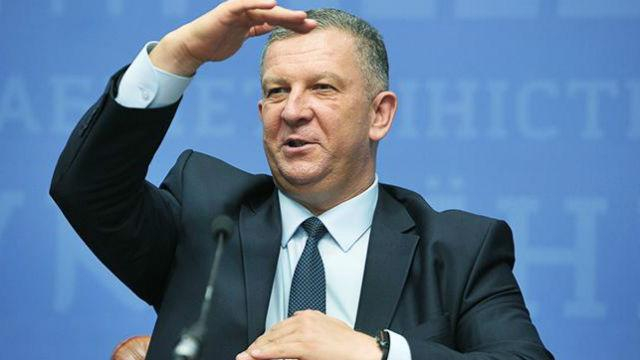 Зарабатывают 55 тысяч в месяц: Рева назвал сферы, где получают хорошие зарплаты