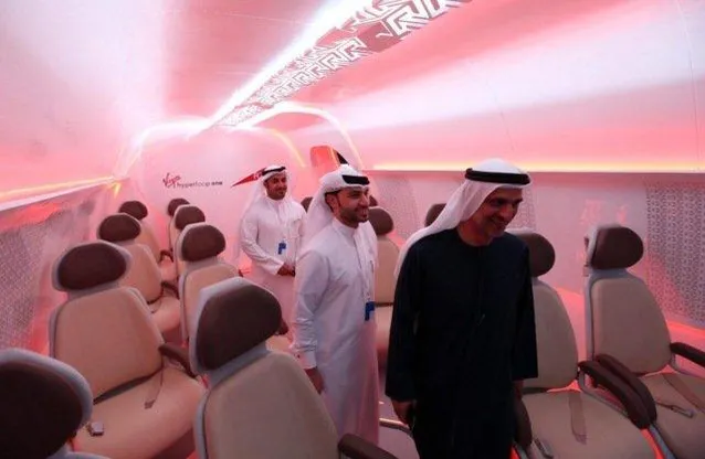 Капсула Hyperloop зсередини Капсула Hyperloop зсередини