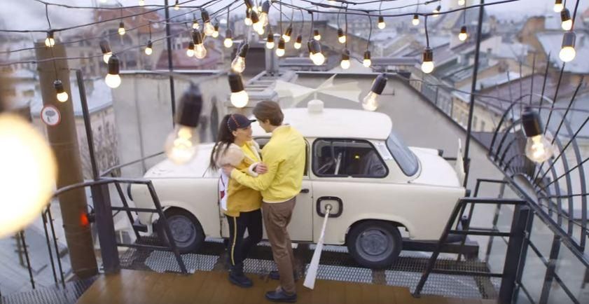 Представниця Євробачення-2016 від Азербайджану зняла романтичний кліп у Львові: відео Представниця Євробачення-2016 від Азербайджану зняла романтичний кліп у Львові: відео