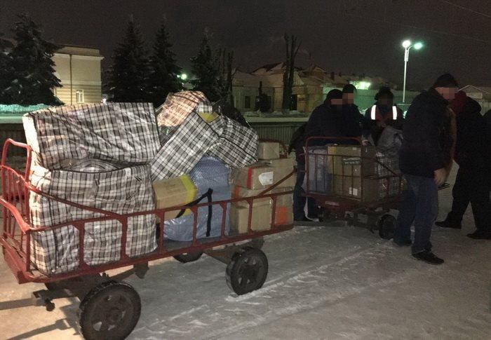 Викрито групу зловмисників, які переправляли антиукраїнські книги через кордон Викрито групу зловмисників, які переправляли антиукраїнські книги через кордон