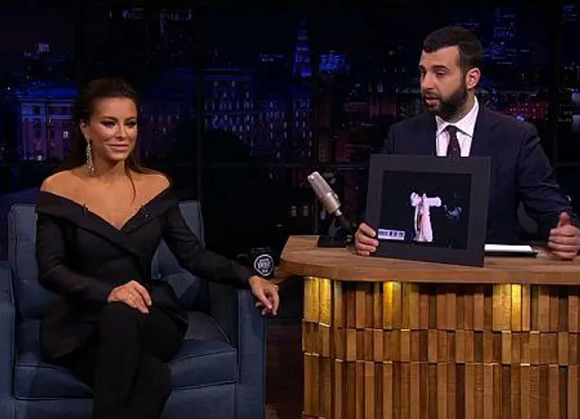 Ані Лорак відвідала шоу російського ведучого Івана Урганта Ані Лорак відвідала шоу російського ведучого Івана Урганта