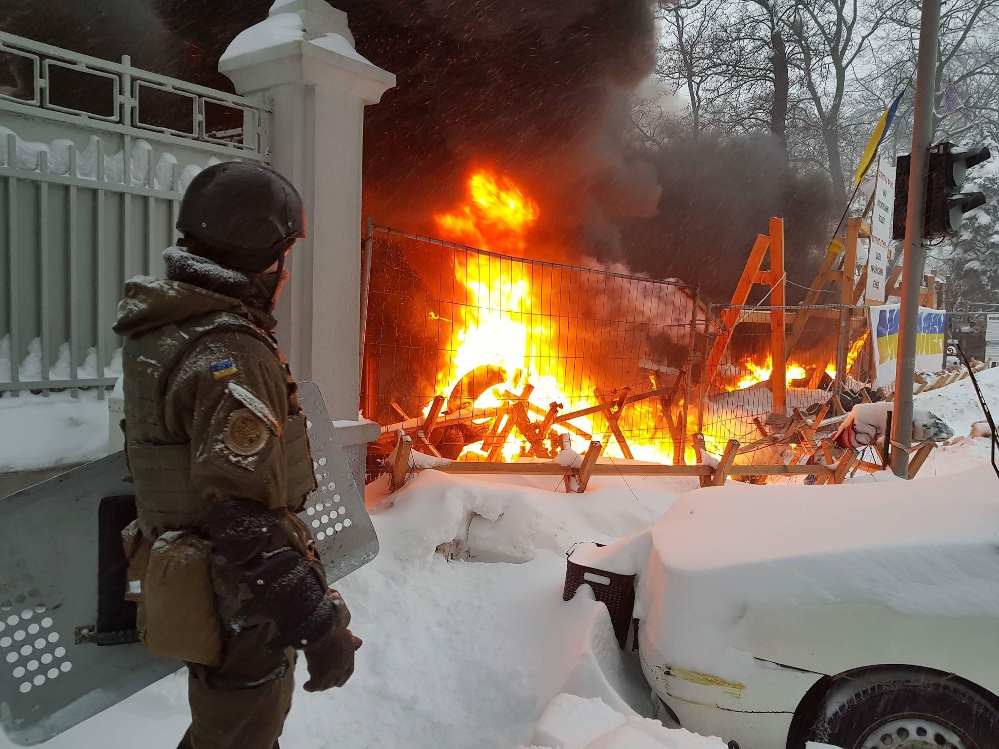 У МВС повідомили про 7 постраждалих поліцейських у сутичках під Радою 