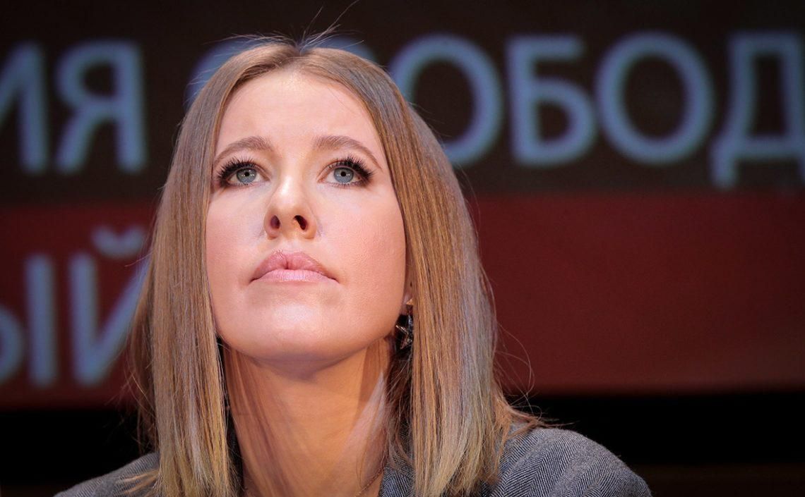 У Москві на Ксенію Собчак напали з криками "Це за Жириновського" У Москві на Ксенію Собчак напали з криками "Це за Жириновського"