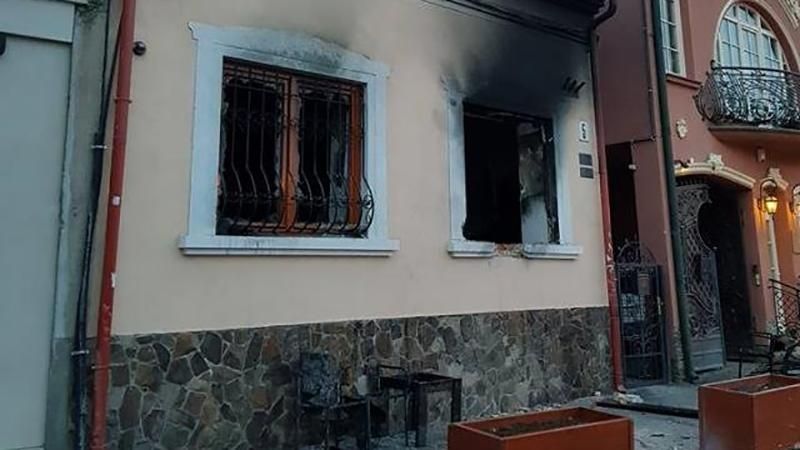 Напади на культурний центр угорців в Ужгороді: у поліції зробили важливу заяву 
