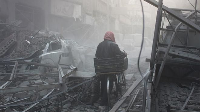 "Мы живем хуже бродячих псов": Восточную Гуту со всех сторон окружили войска Асада