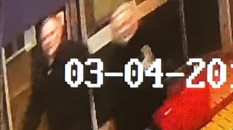 Отруєння розвідника Скрипаля у Британії: оприлюднено важливе відео з камер спостереження Отруєння розвідника Скрипаля у Британії: оприлюднено важливе відео з камер спостереження