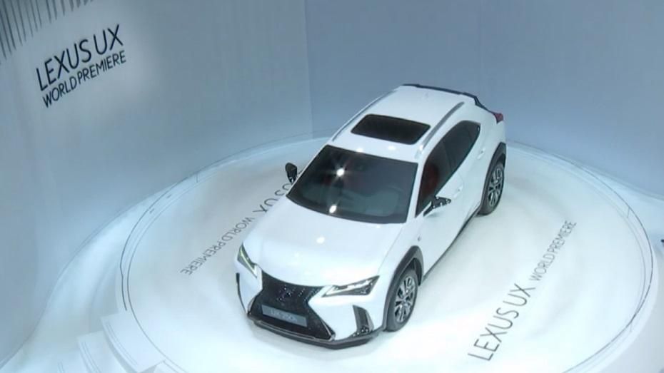Смотрите видео-презентацию нового Lexus UX из Женевы