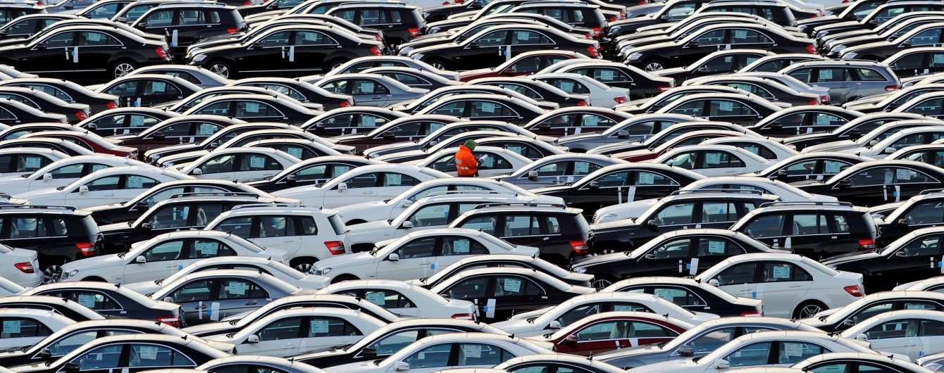 С владельцев авто на еврономерах будут взимать символический сбор С владельцев авто на еврономерах будут взимать символический сбор