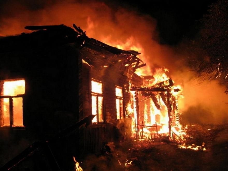 Мужчина сгорел заживо в Днепропетровской области
