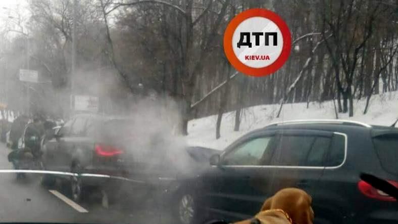 Суровое 8 марта: в Киеве произошло масштабное ДТП