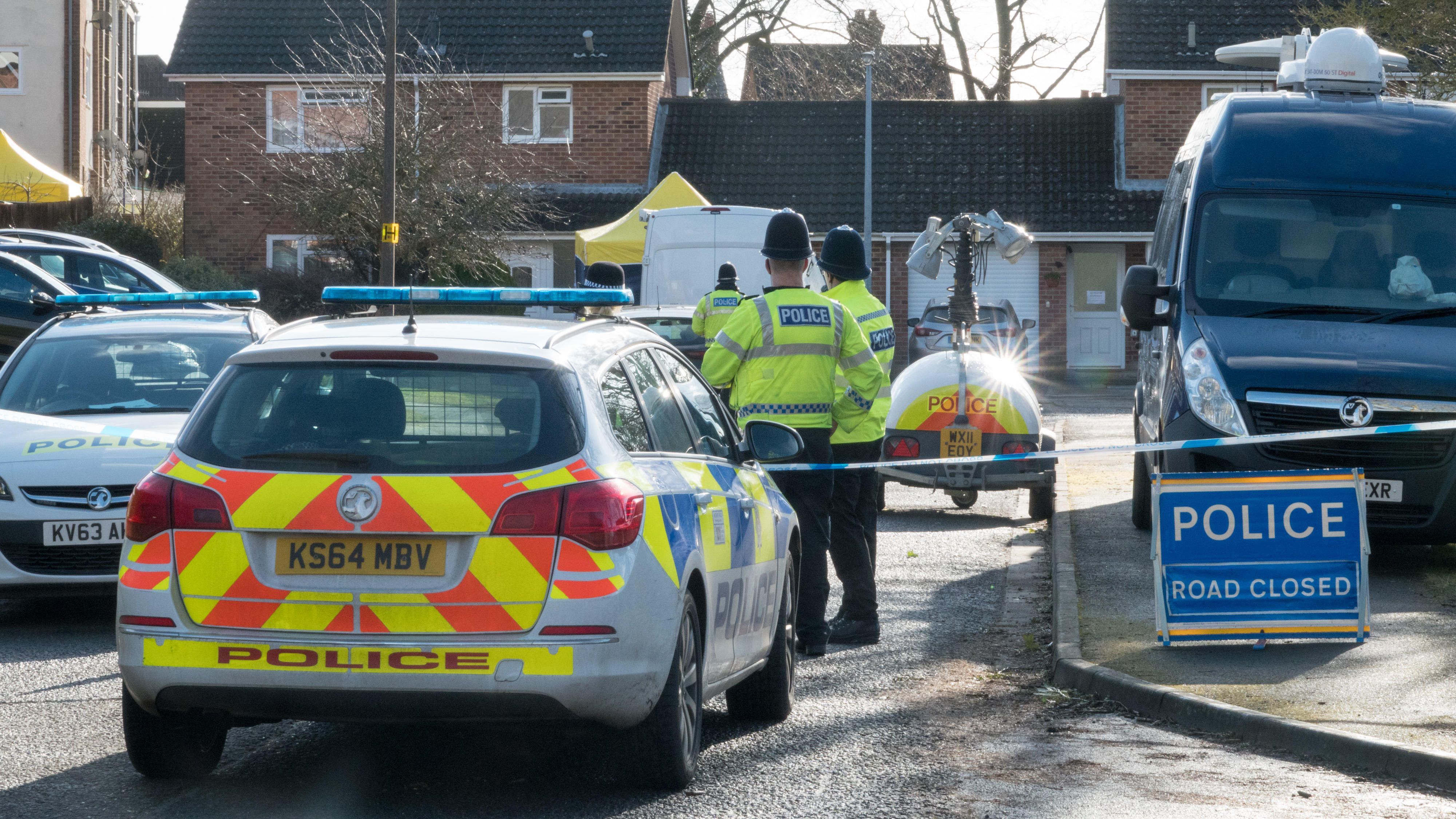 Назвали полицейского, который также пострадал в результате отравления шпиона Скрипаля Назвали полицейского, который также пострадал в результате отравления шпиона Скрипаля