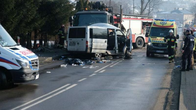 В Польше автобус с украинцами попал в аварию: есть погибшие