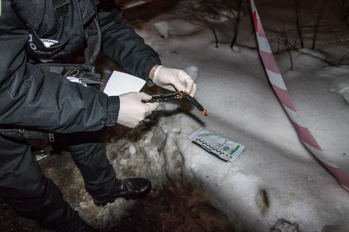 В Киеве посреди улицы убили мужчину: фото