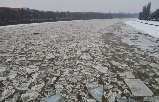 Рятувальники попереджають про підйом рівня води у шести областях