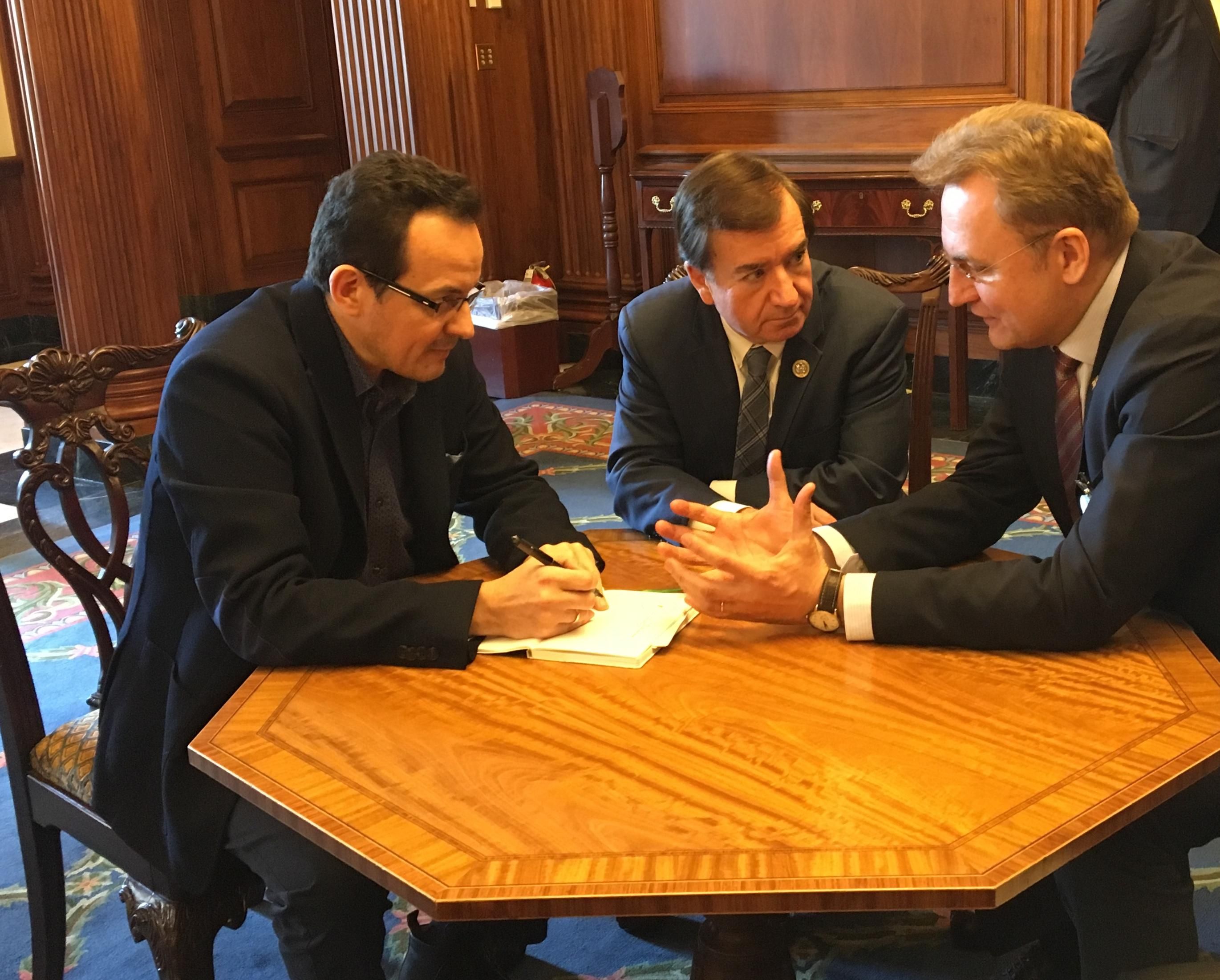 От Украины ожидают реформ, – Садовый после встреч в Конгрессе США От Украины ожидают реформ, – Садовый после встреч в Конгрессе США