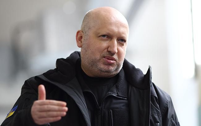 Какая зарплата у Турчинова: названа сумма за февраль Какая зарплата у Турчинова: названа сумма за февраль