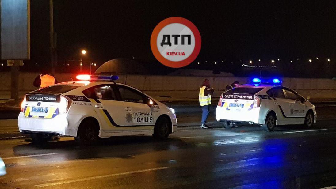 Нацгвардієць потрапив під колеса автомобіля, коли надавав допомогу іншому постраждалому у ДТП Нацгвардієць потрапив під колеса автомобіля, коли надавав допомогу іншому постраждалому у ДТП