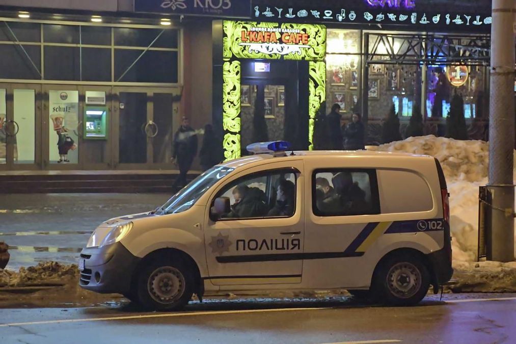 В київському ресторані через дівчину спалахнула масова бійка: відомі деталі В київському ресторані через дівчину спалахнула масова бійка: відомі деталі