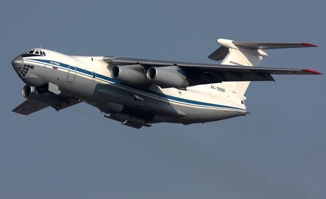 Российский военный самолет ворвался в воздушное пространство Эстонии Российский военный самолет ворвался в воздушное пространство Эстонии