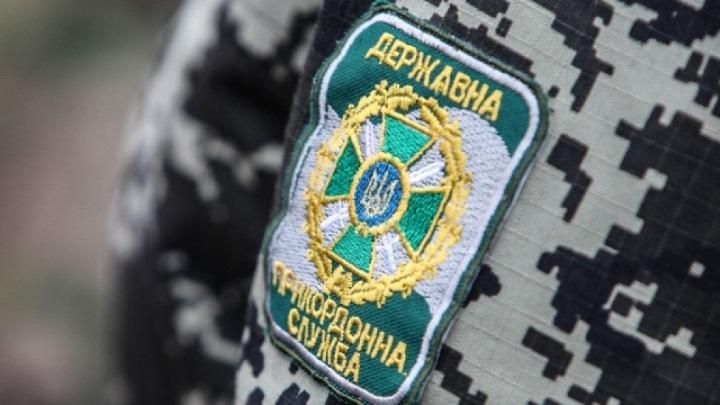 Из Украины хотели вывезти в Россию самовары и статуэтки времен СССР Из Украины хотели вывезти в Россию самовары и статуэтки времен СССР