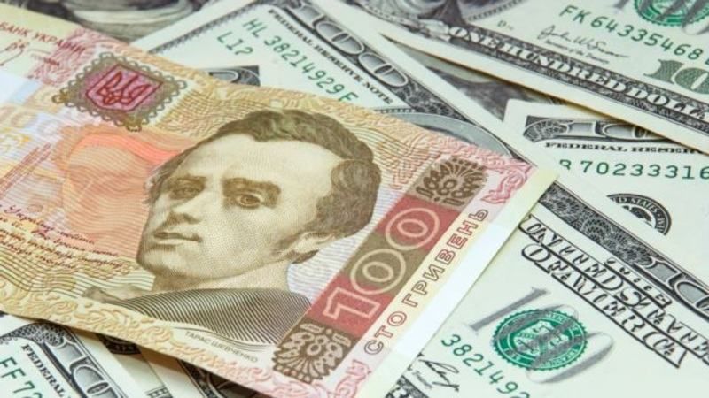 Почему падает доллар в 2018: в НБУ дали объяснения