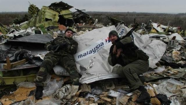 Катастрофа с Boeing 777: "испанский диспетчер" признался, что получил деньги от России