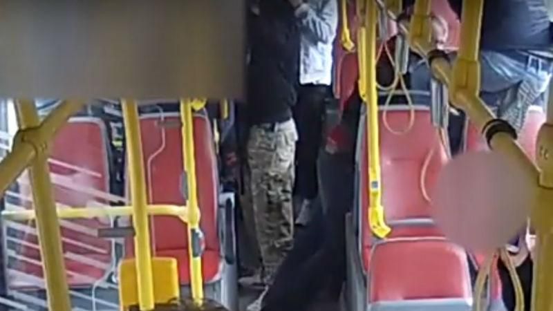 В Чехии украинцев обвиняют в жестоком нападении на чеха В Чехии украинцев обвиняют в жестоком нападении на чеха