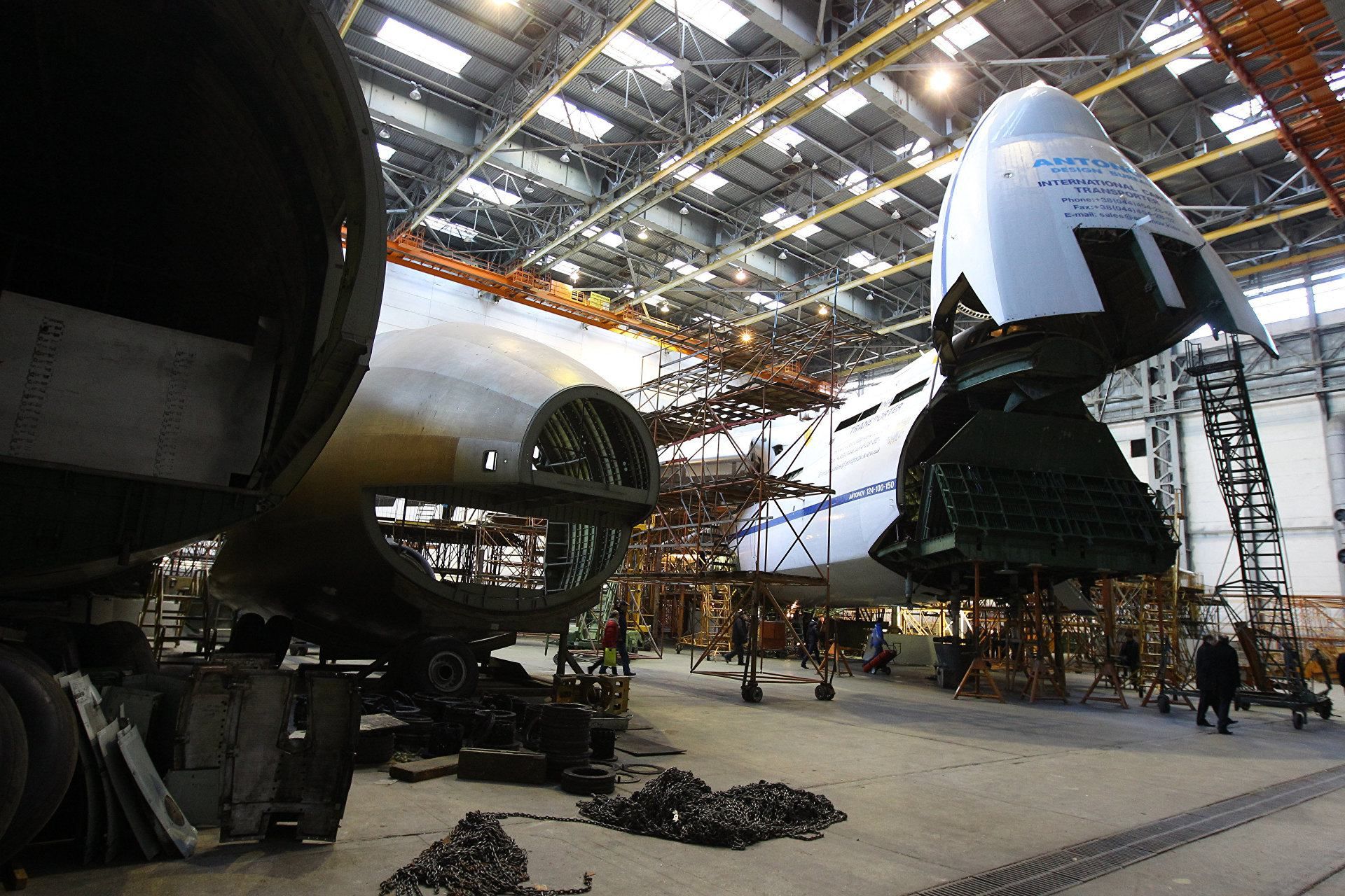 Часть авиаконцерна "Антонов" могут приватизировать Часть авиаконцерна "Антонов" могут приватизировать
