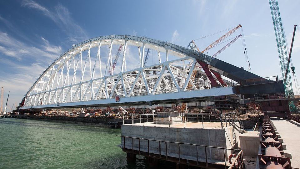Там уже було два мости, де вони? – російський вчений про Кримський міст